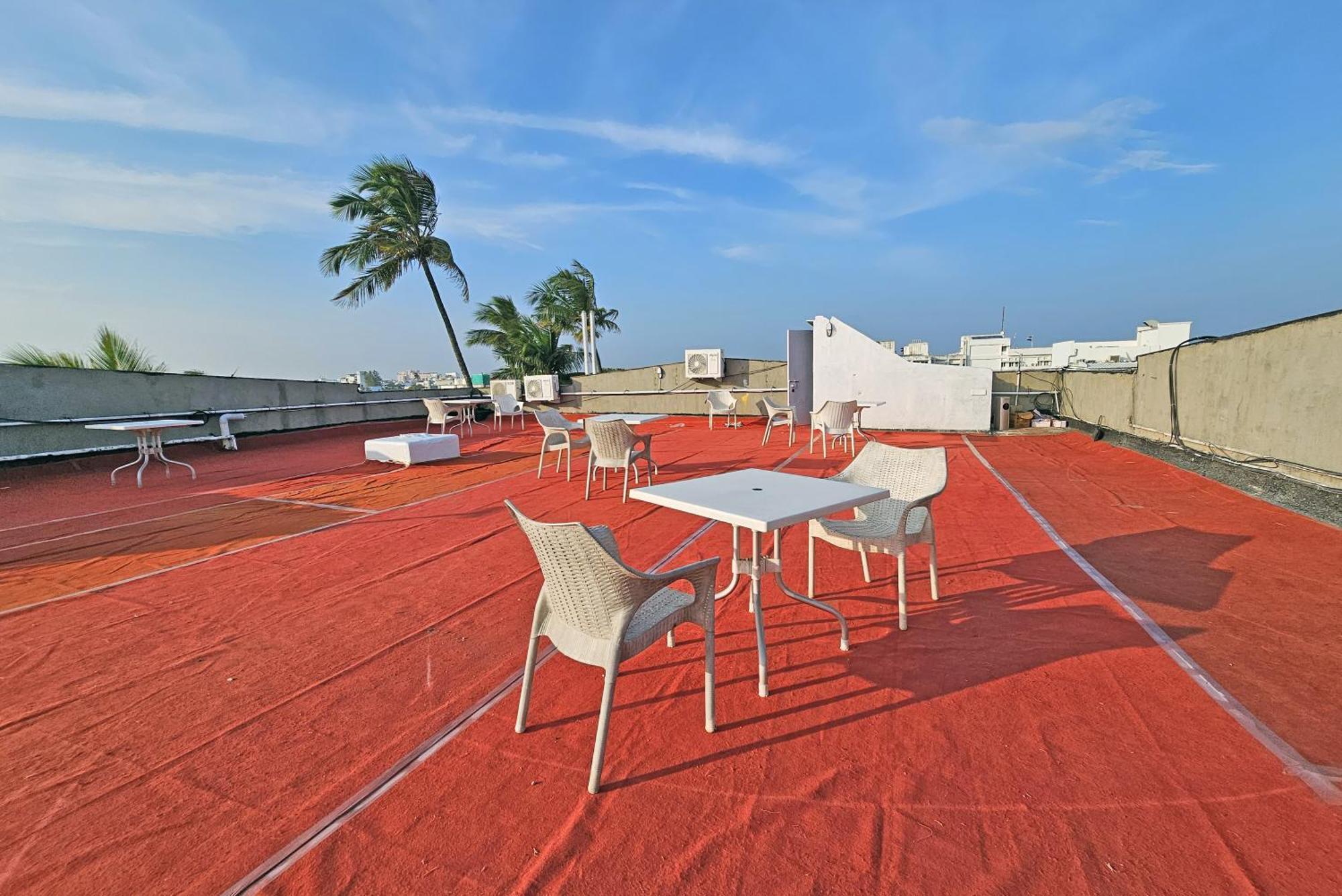 Le Colonial Suites Puducherry Eksteriør billede