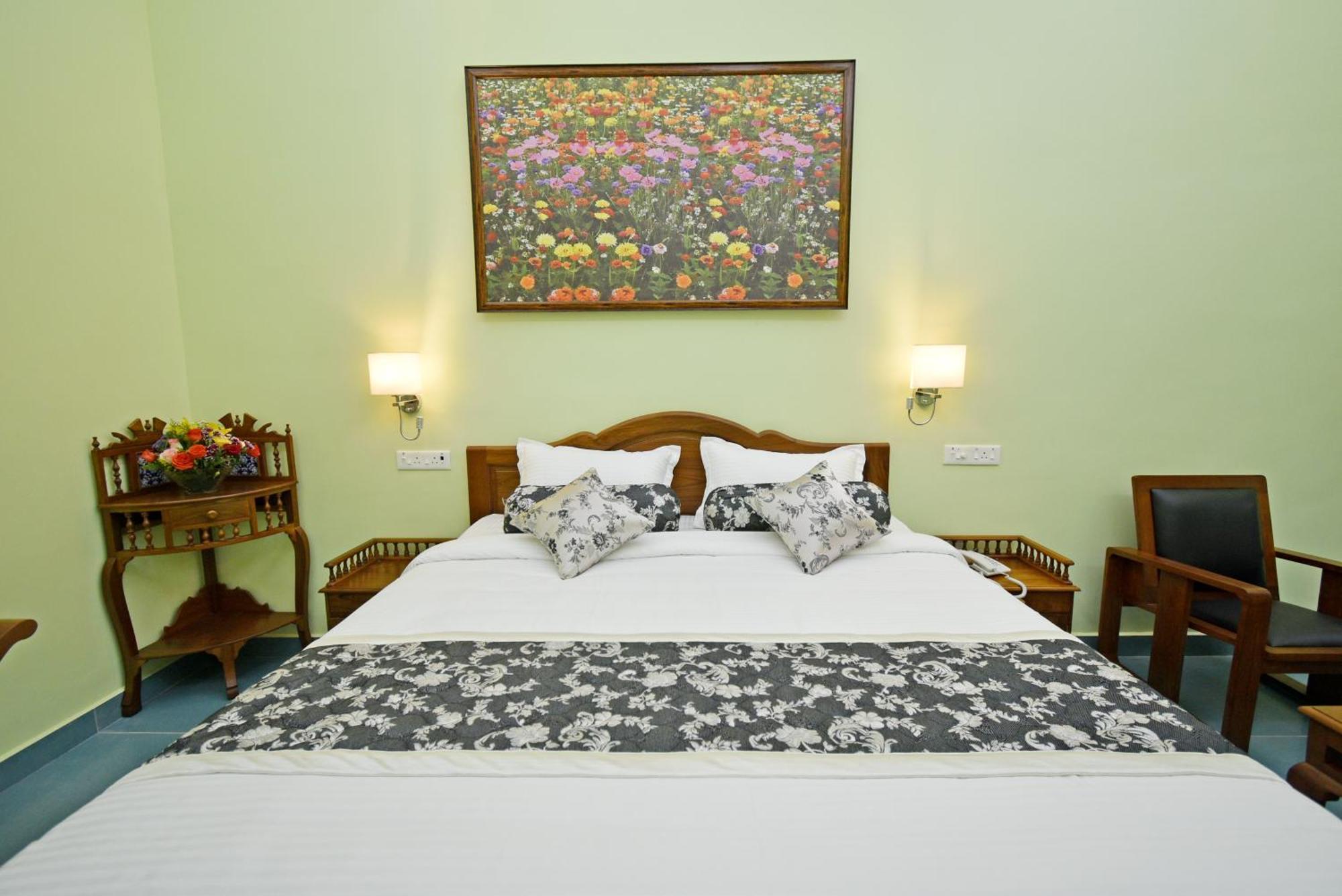 Le Colonial Suites Puducherry Eksteriør billede